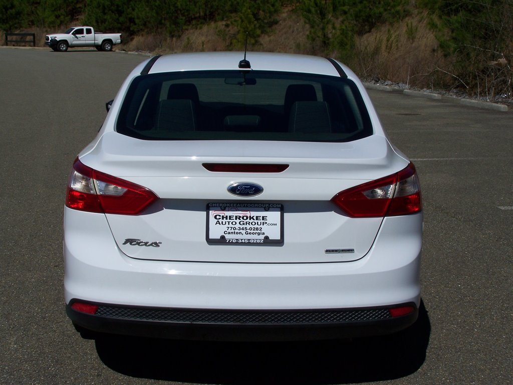 2013 Ford Focus - $7,990