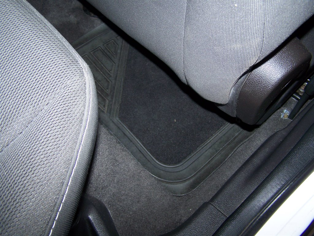 2013 Ford Focus - $7,990