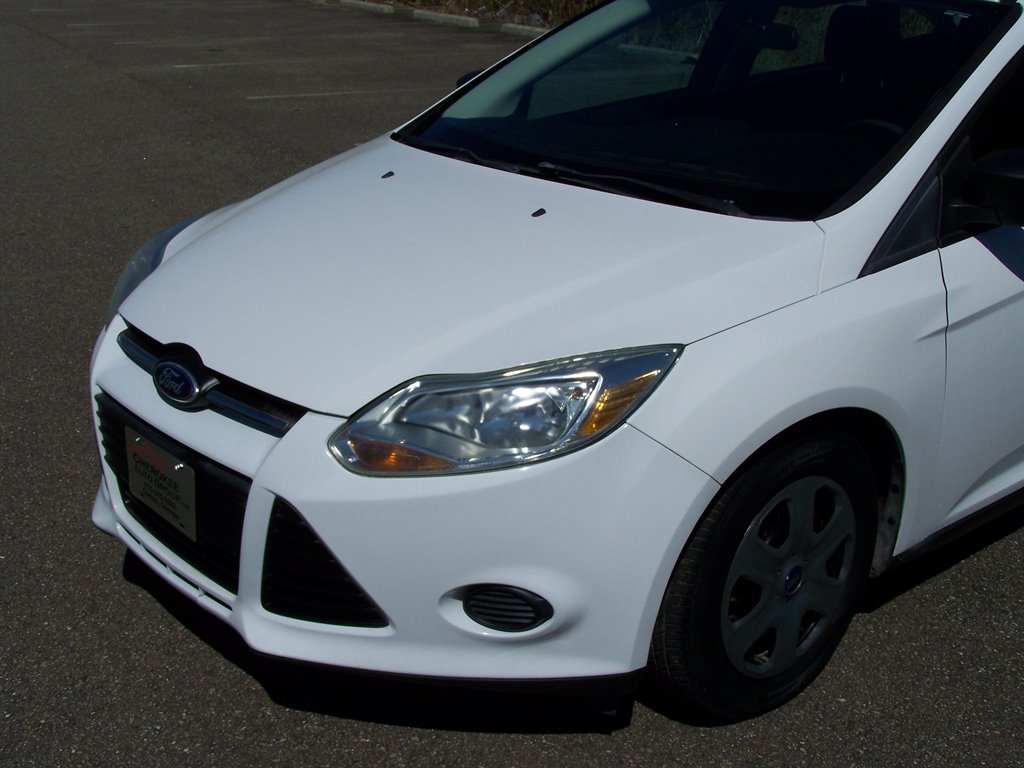 2013 Ford Focus - $7,990