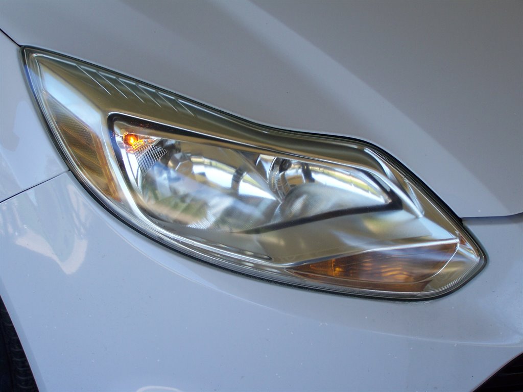 2013 Ford Focus - $7,990