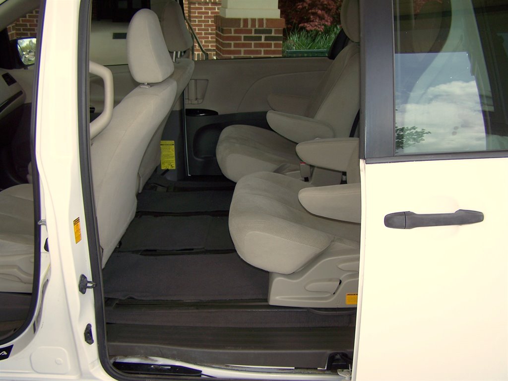 2013 Toyota Sienna - $16,890