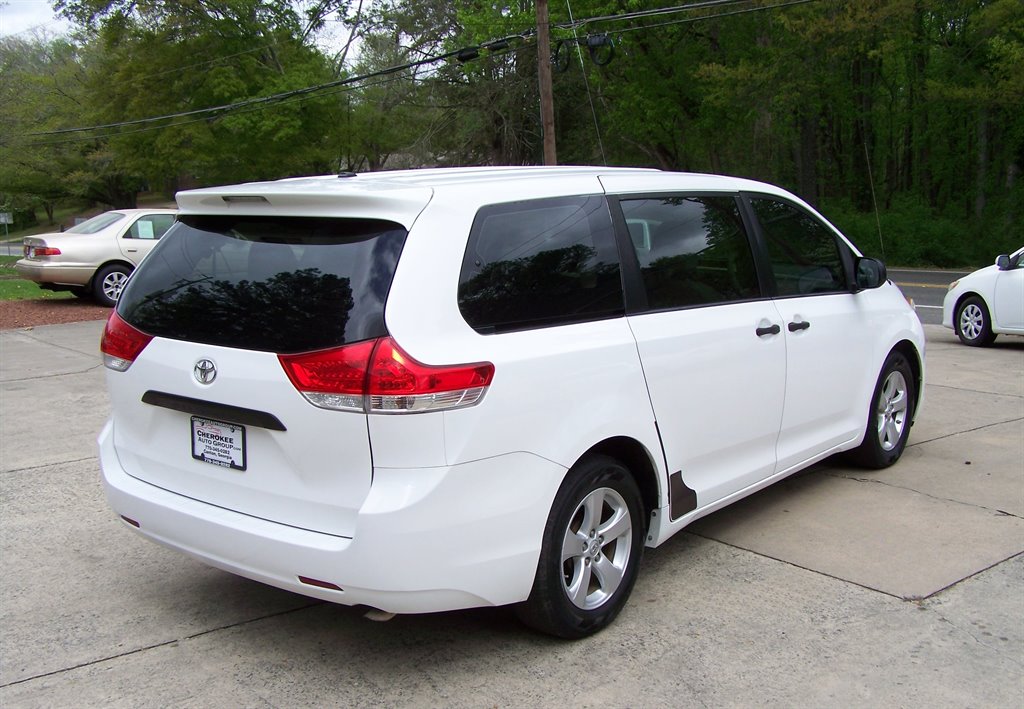 2013 Toyota Sienna - $16,890