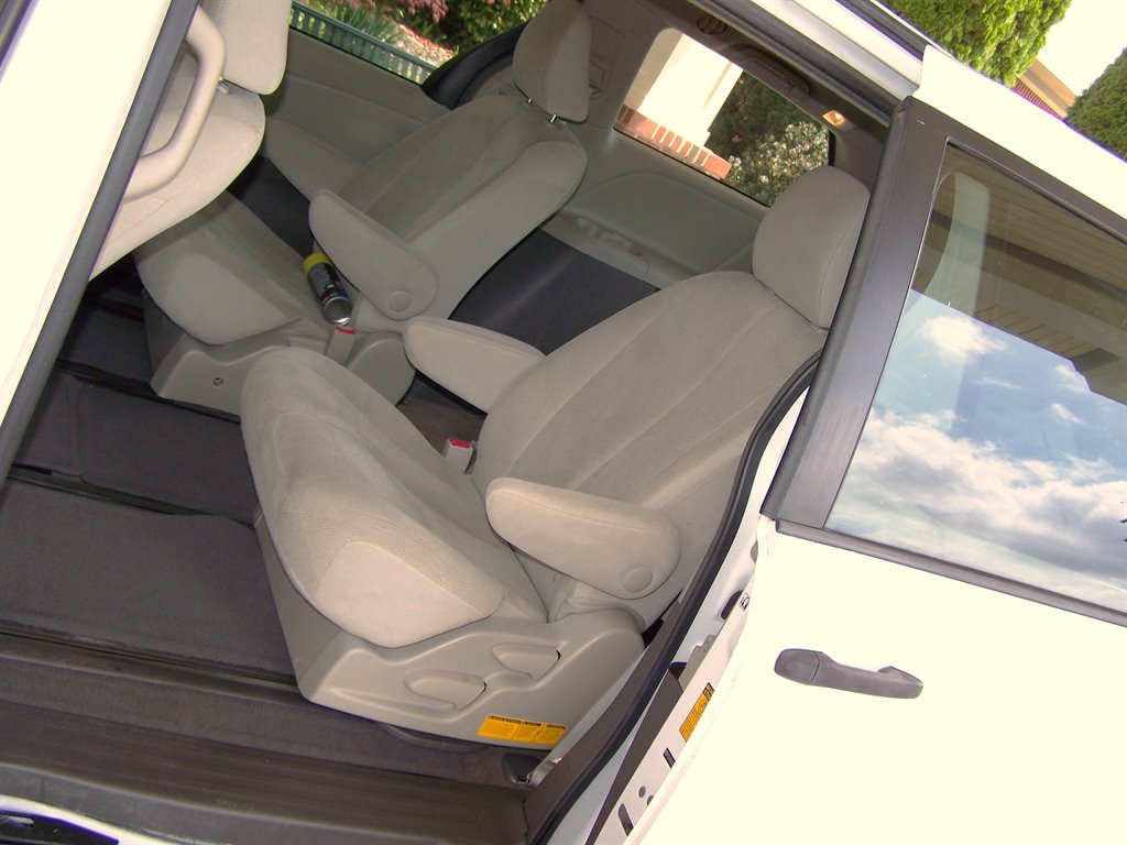 2013 Toyota Sienna - $16,890
