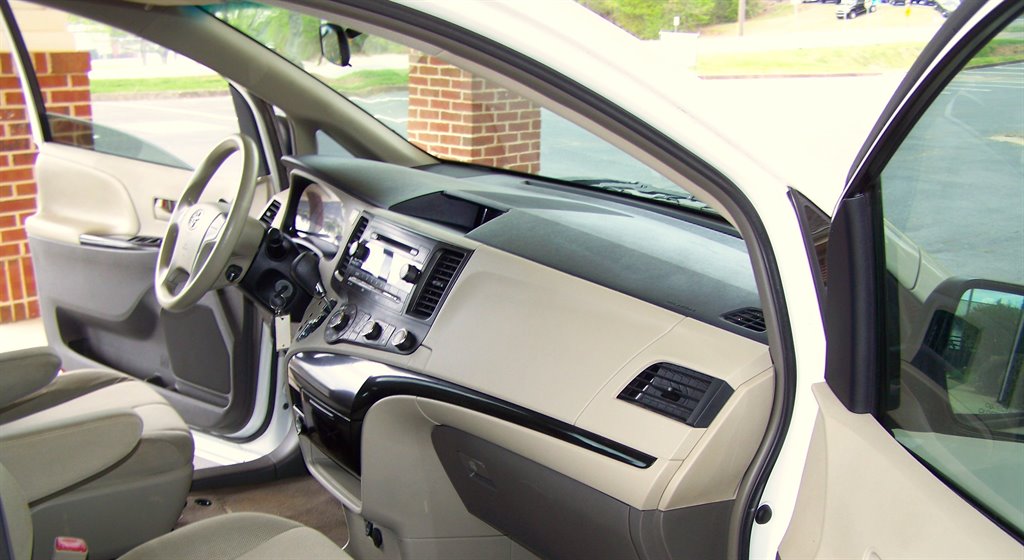 2013 Toyota Sienna - $16,890