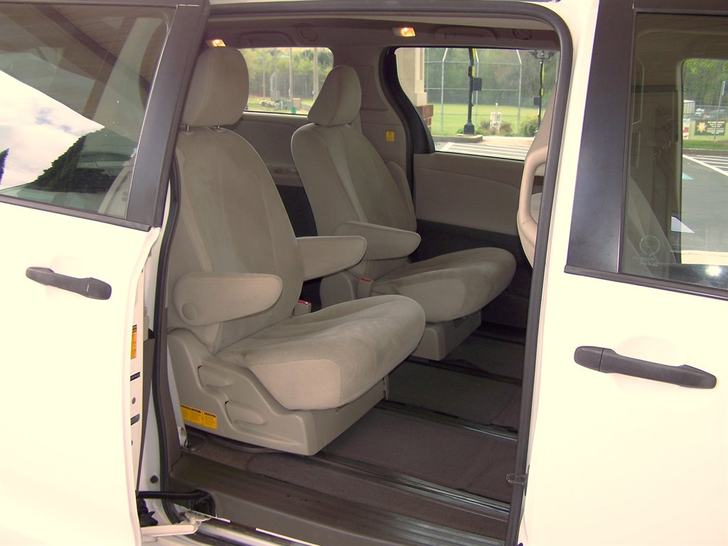 2013 Toyota Sienna - $16,890