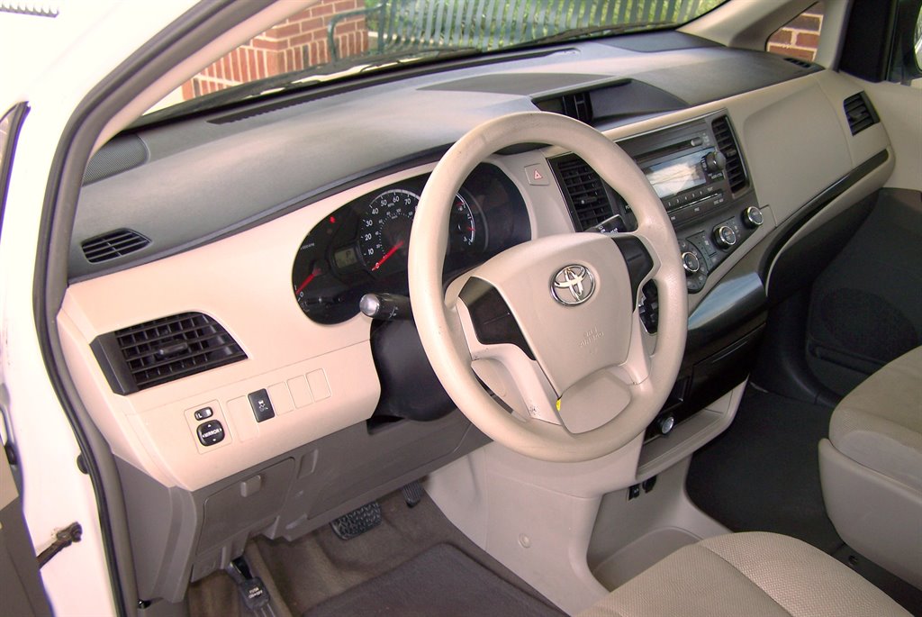 2013 Toyota Sienna - $16,890