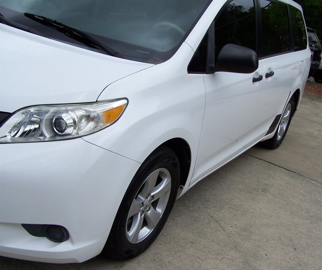 2013 Toyota Sienna - $16,890