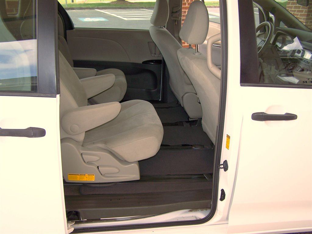 2013 Toyota Sienna - $16,890