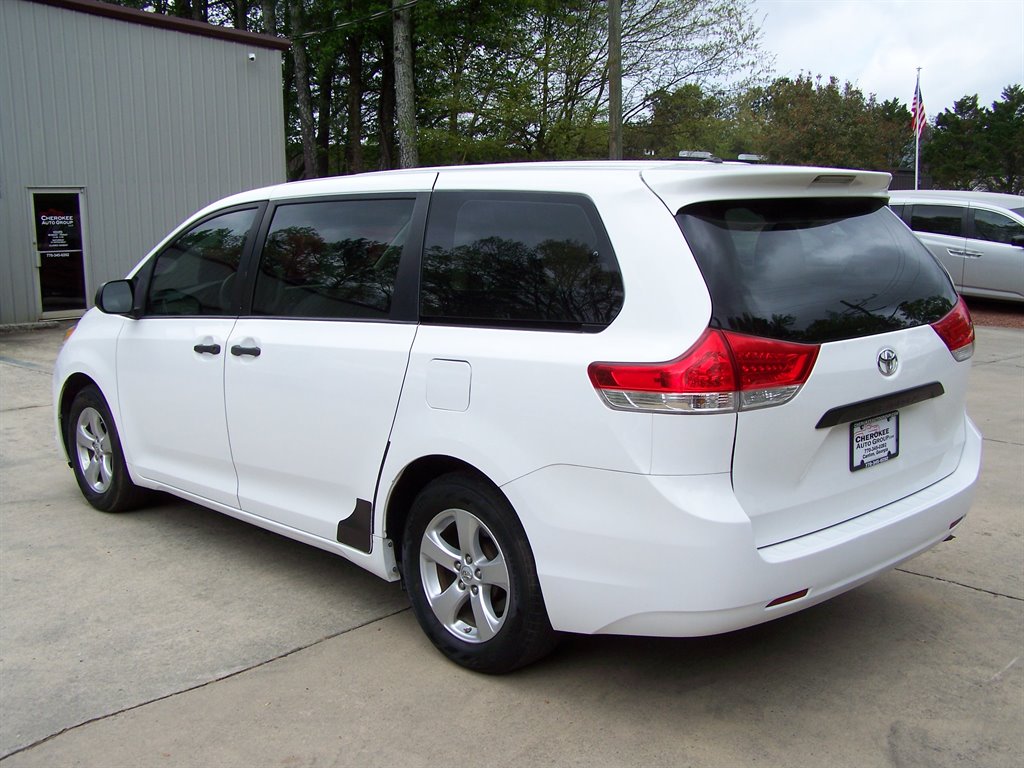 2013 Toyota Sienna - $16,890