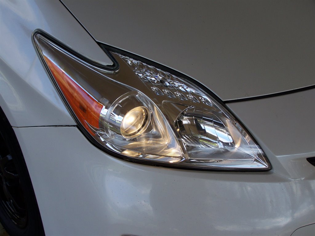 2013 Toyota Prius - $7,990