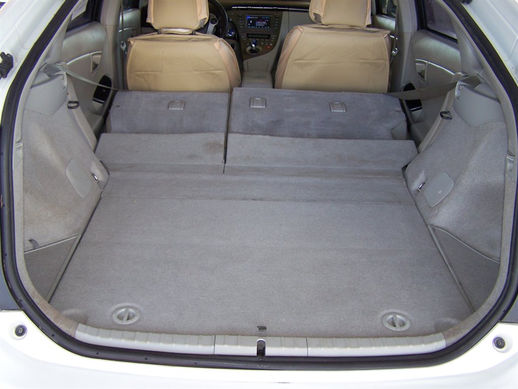 2013 Toyota Prius - $7,990