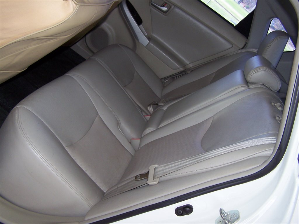 2013 Toyota Prius - $7,990