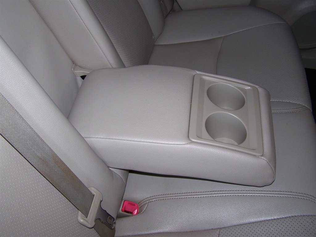 2013 Toyota Prius - $7,990