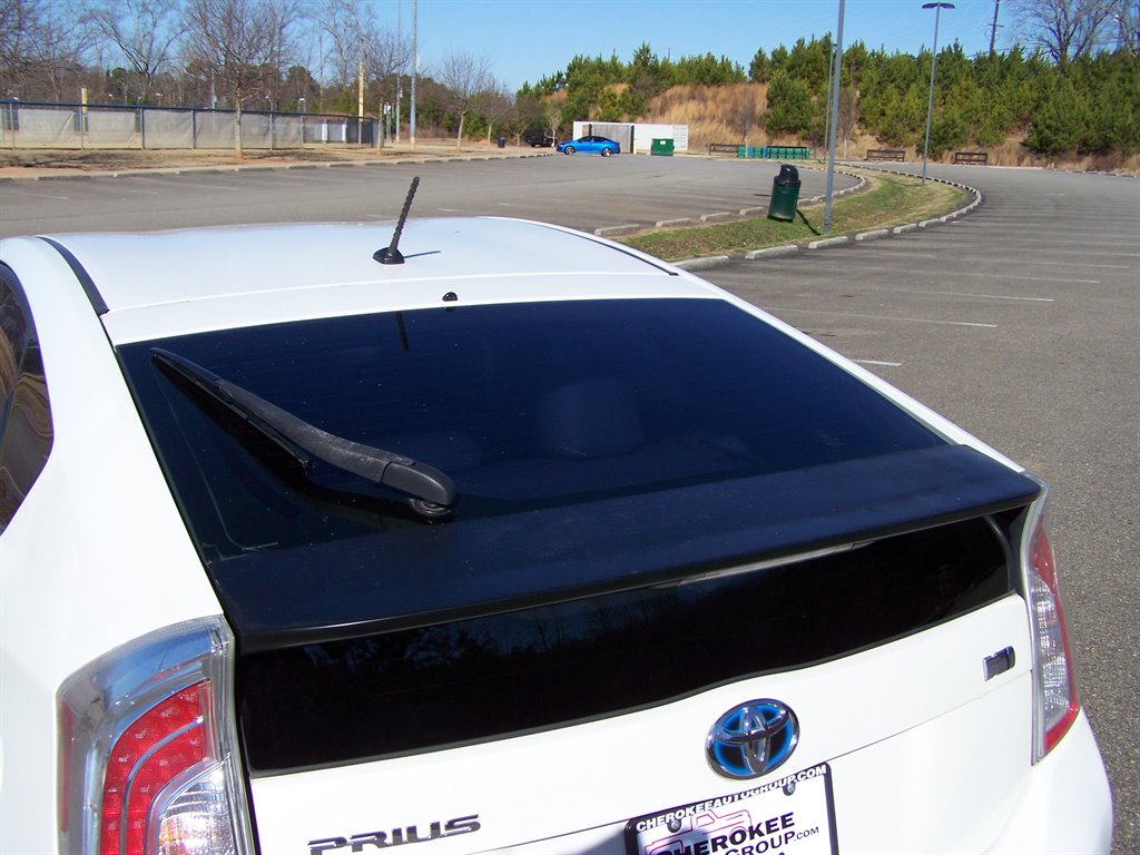 2013 Toyota Prius - $7,990