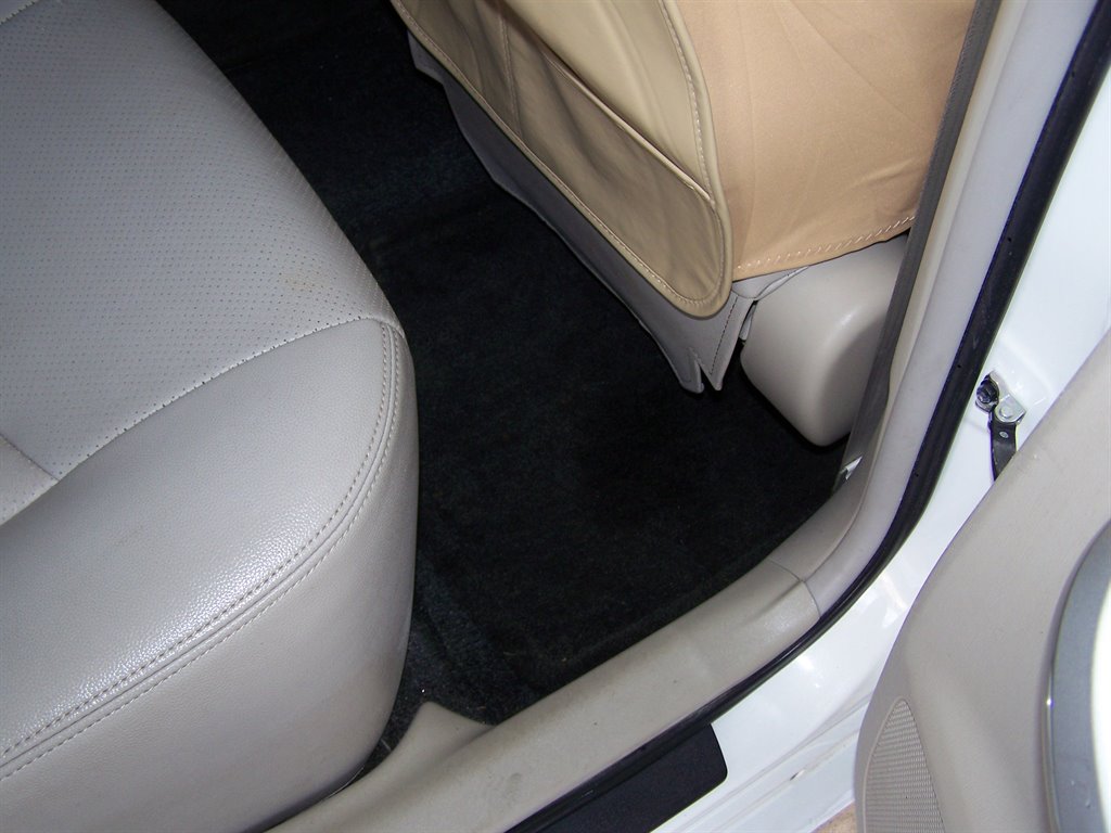 2013 Toyota Prius - $7,990