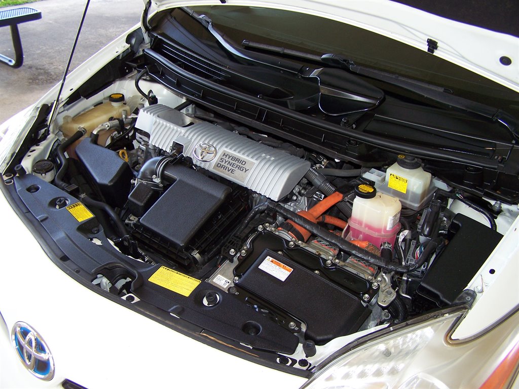 2013 Toyota Prius - $7,990