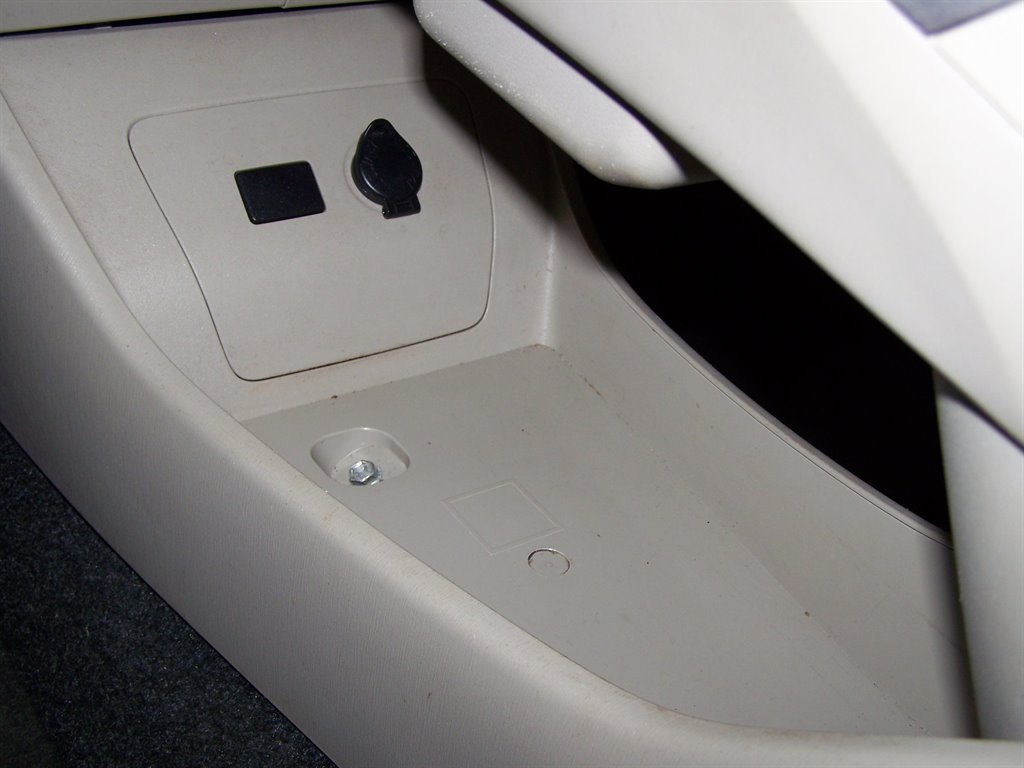 2013 Toyota Prius - $7,990