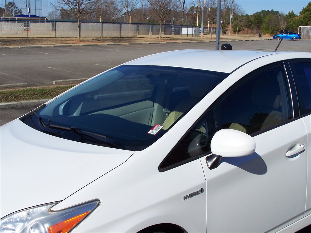 2013 Toyota Prius - $7,990
