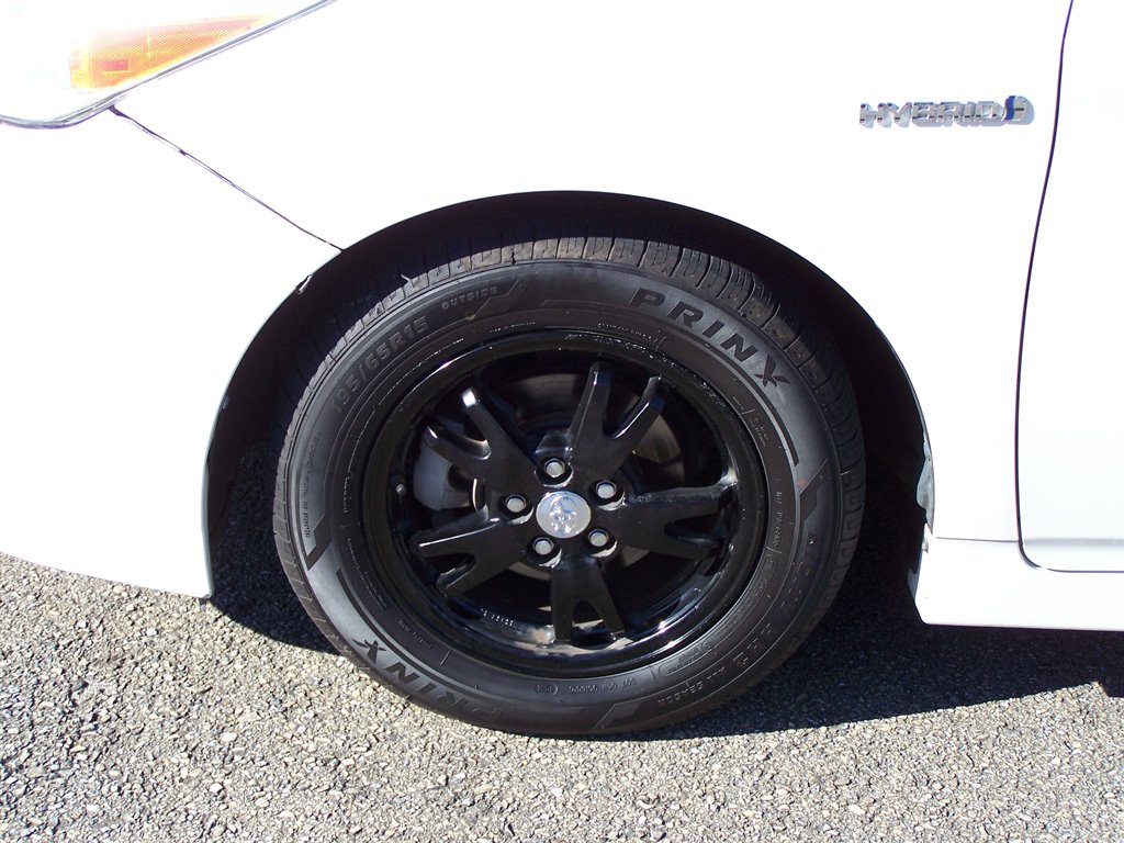 2013 Toyota Prius - $7,990