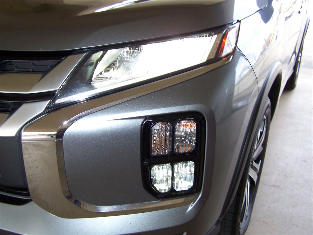 2021 Mitsubishi Outlander - $16,890
