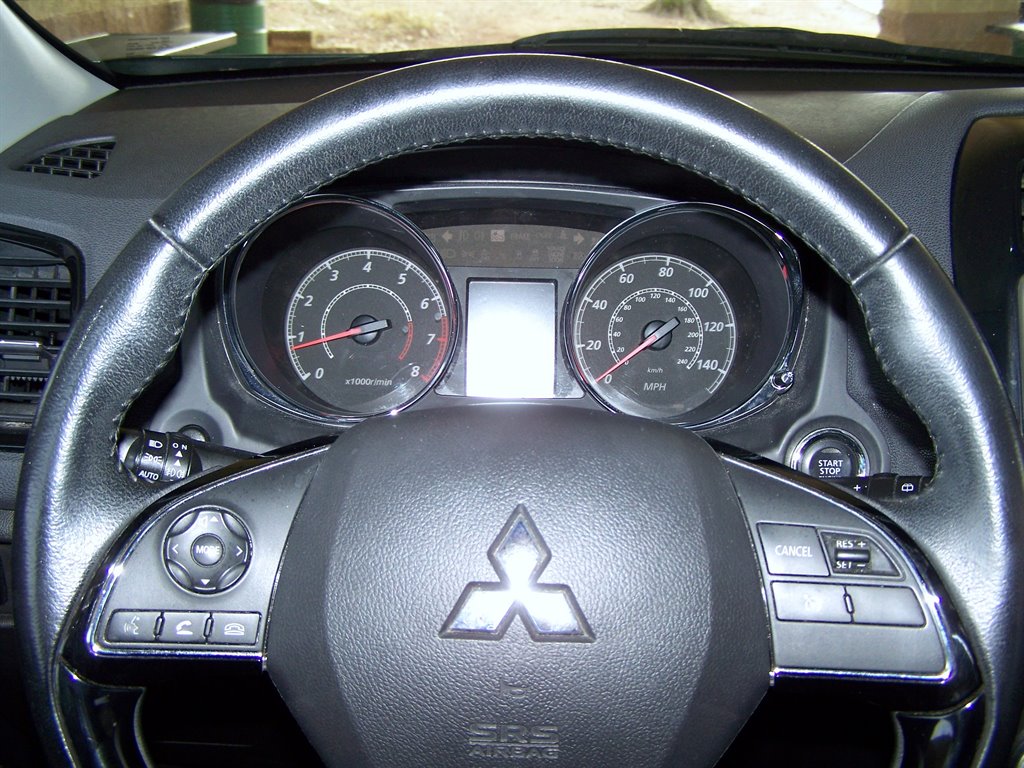 2021 Mitsubishi Outlander - $16,890