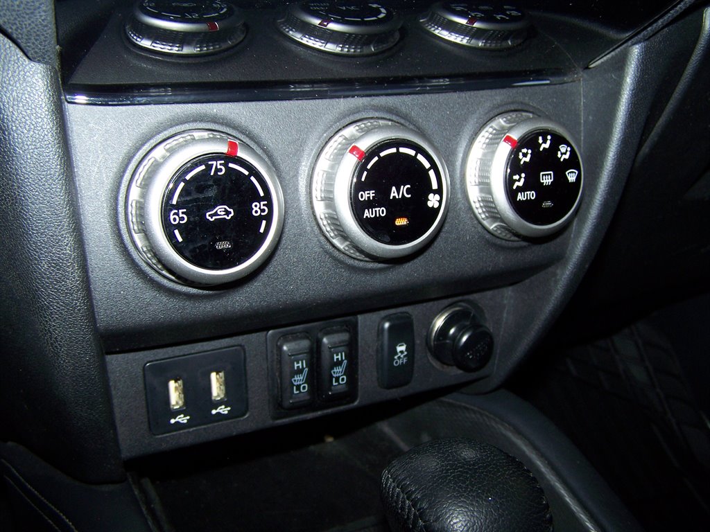 2021 Mitsubishi Outlander - $16,890
