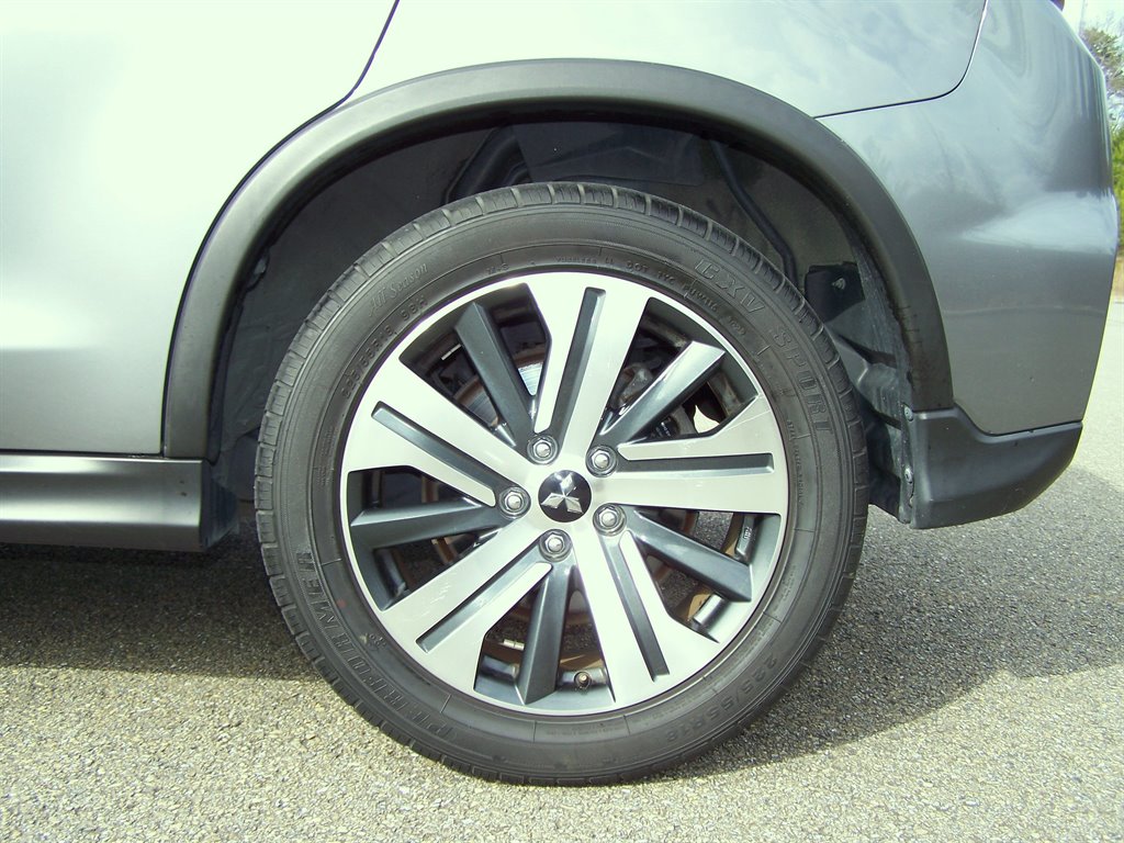 2021 Mitsubishi Outlander - $16,890