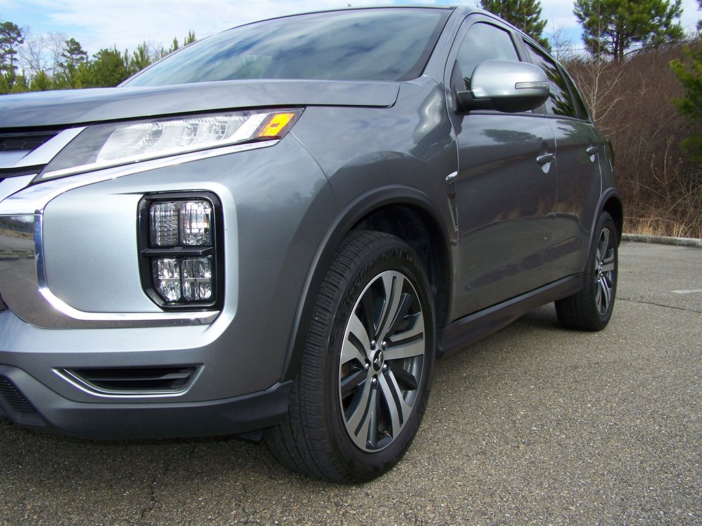2021 Mitsubishi Outlander - $16,890