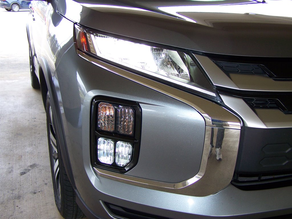 2021 Mitsubishi Outlander - $16,890