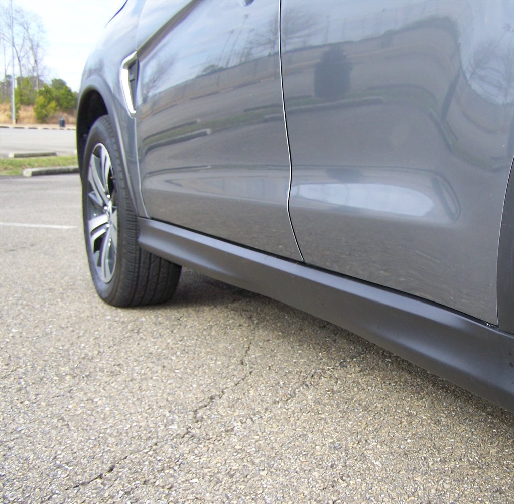 2021 Mitsubishi Outlander - $16,890