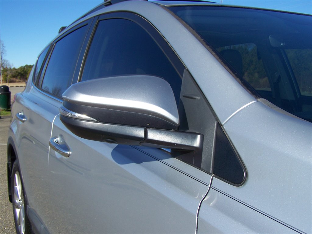 2018 Toyota RAV4 - $20,890