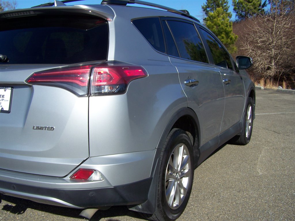 2018 Toyota RAV4 - $20,890
