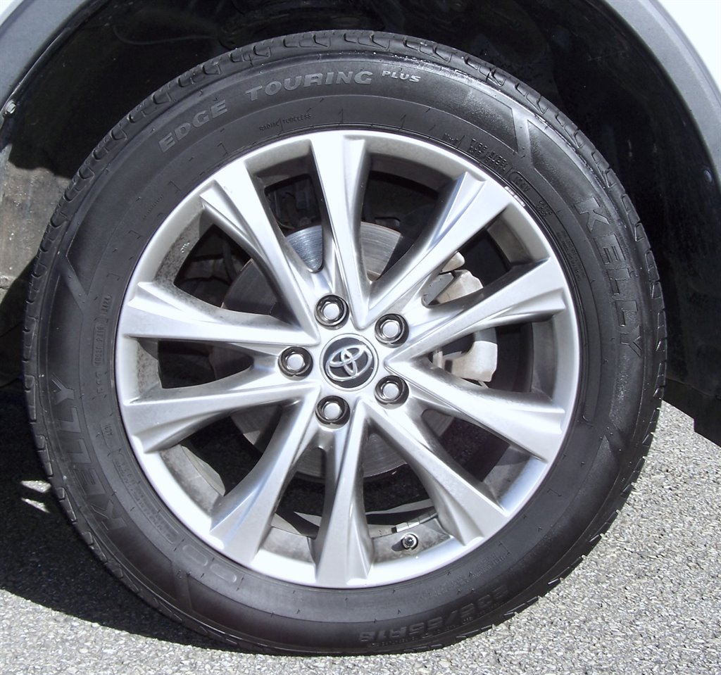 2018 Toyota RAV4 - $20,890