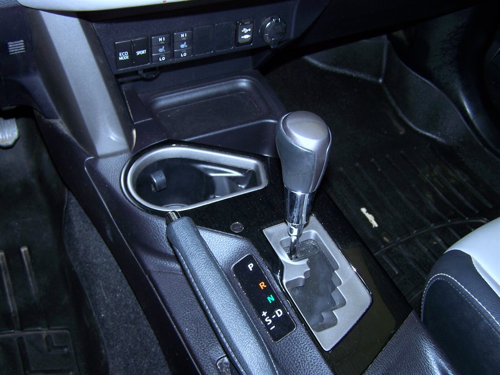 2018 Toyota RAV4 - $20,890