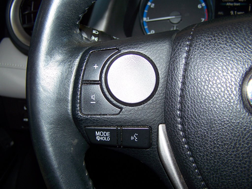 2018 Toyota RAV4 - $20,890