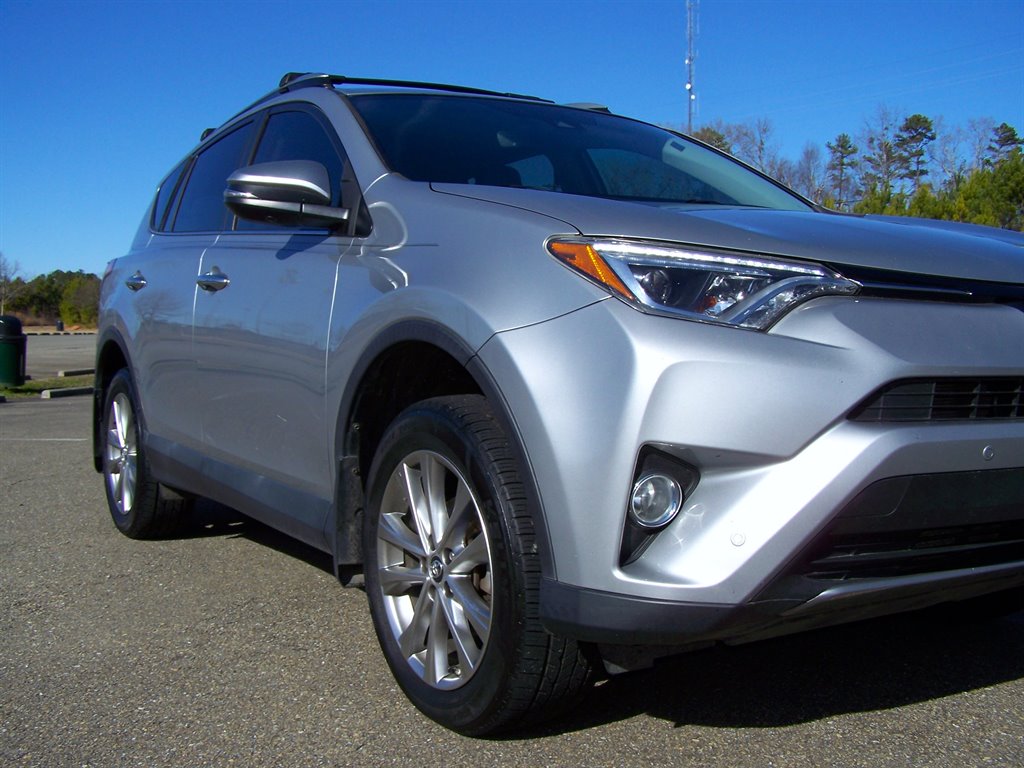 2018 Toyota RAV4 - $20,890