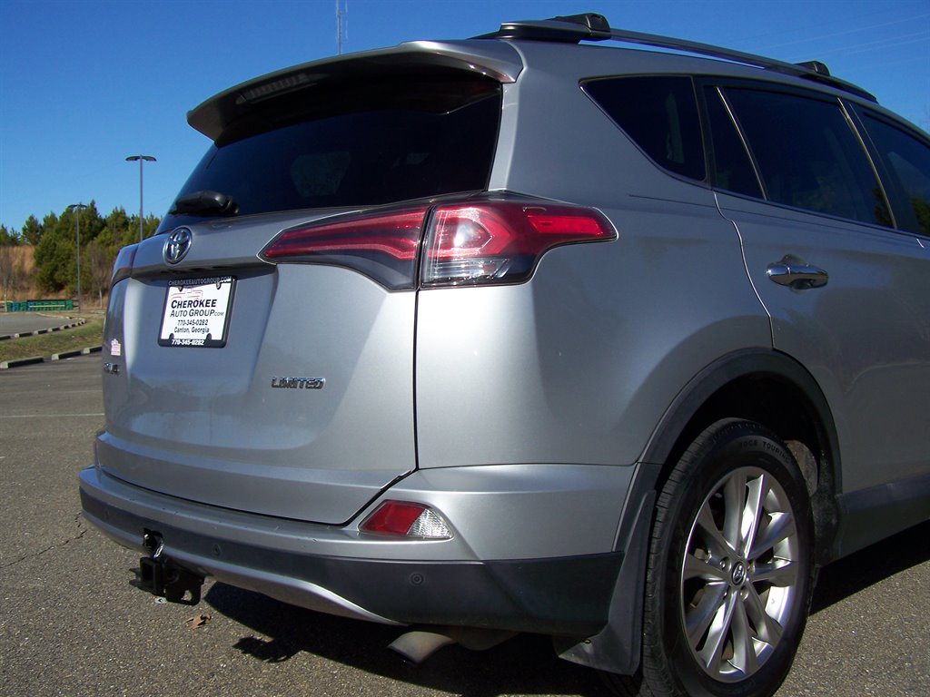 2018 Toyota RAV4 - $20,890