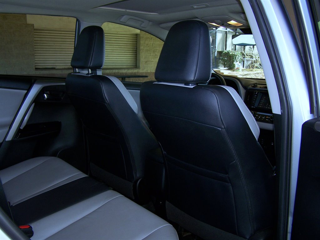 2018 Toyota RAV4 - $20,890