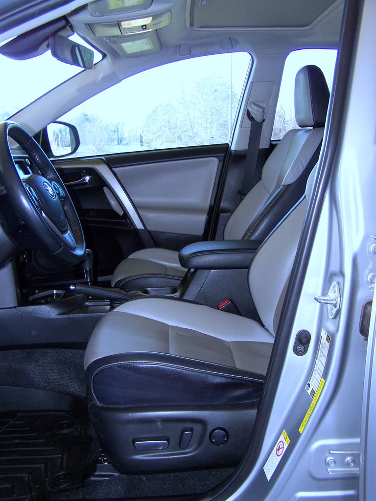 2018 Toyota RAV4 - $20,890