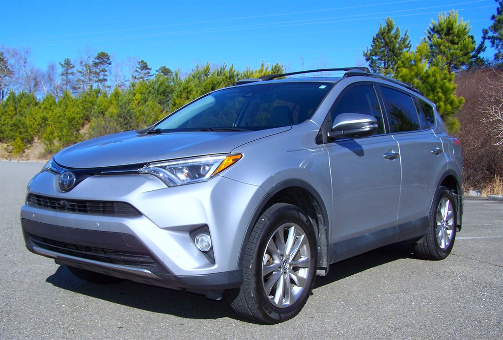 2018 Toyota RAV4 - $20,890