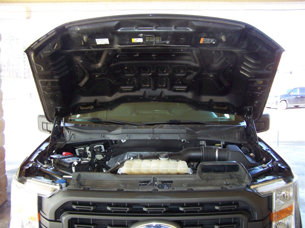 2022 Ford F-150 - $22,890