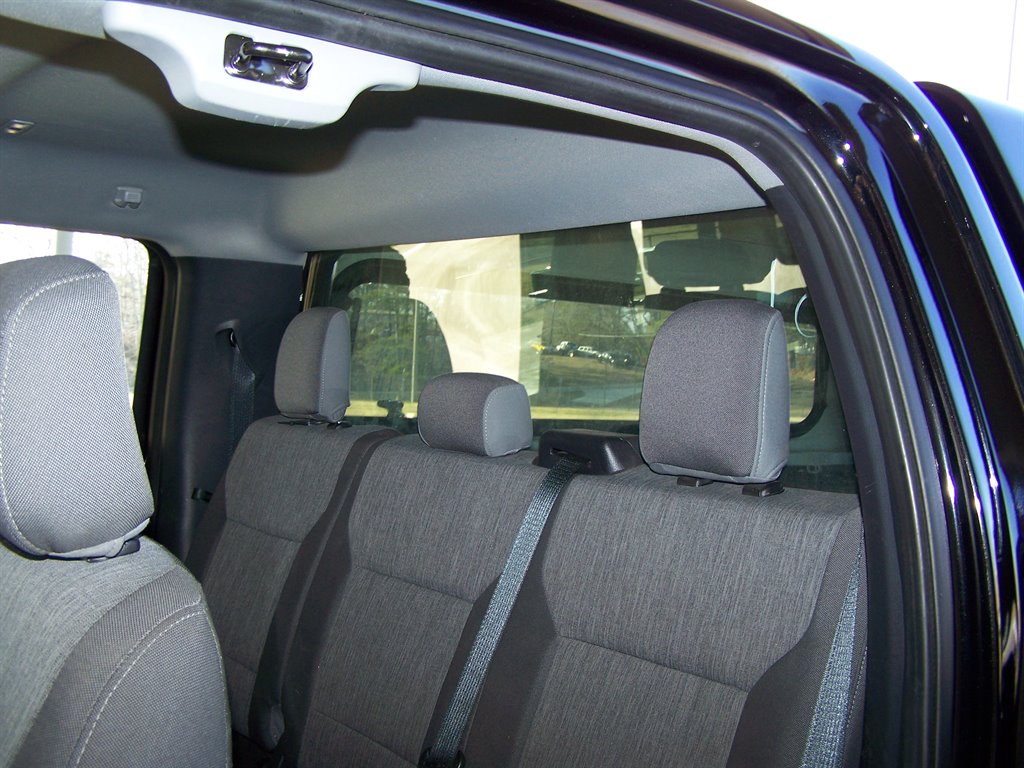 2022 Ford F-150 - $22,890