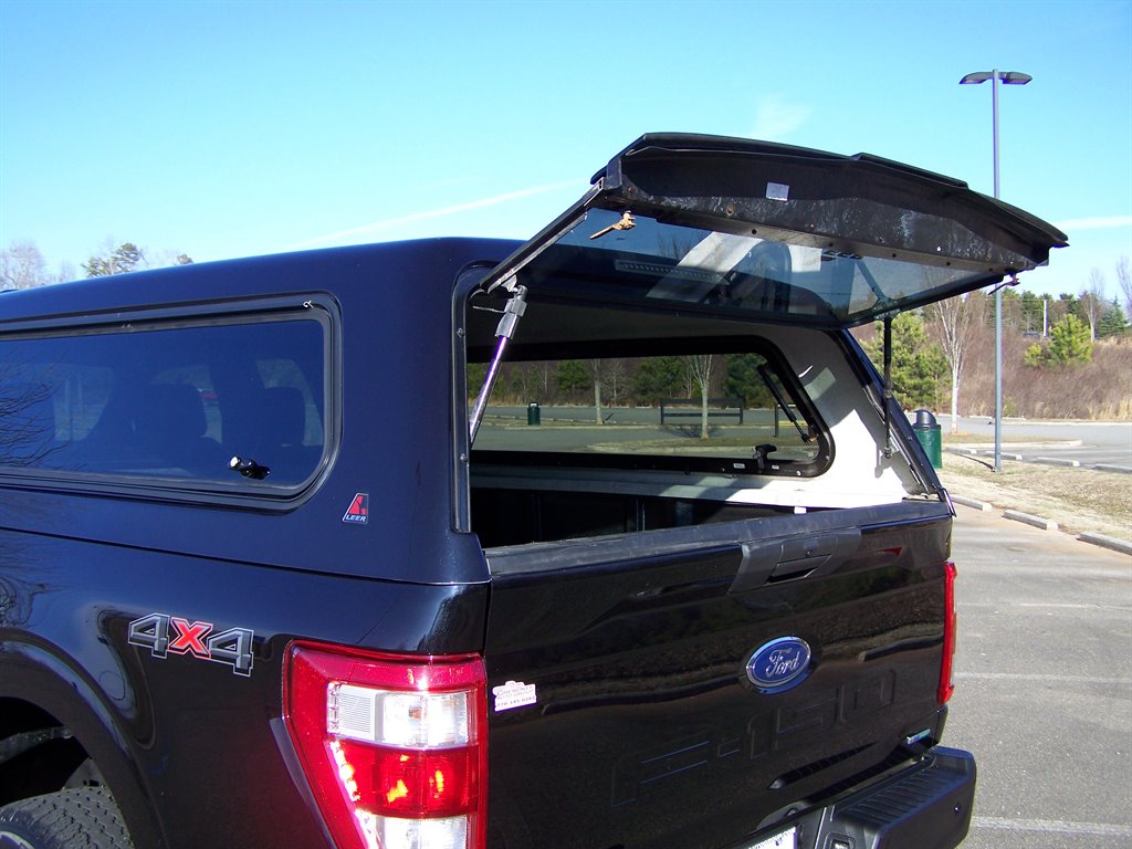 2022 Ford F-150 - $22,890