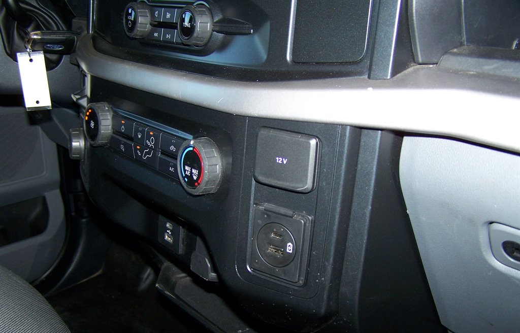 2022 Ford F-150 - $22,890