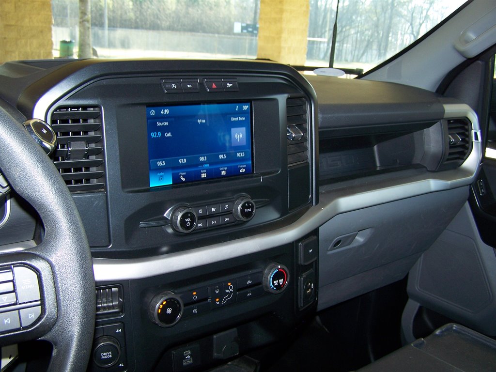 2022 Ford F-150 - $22,890