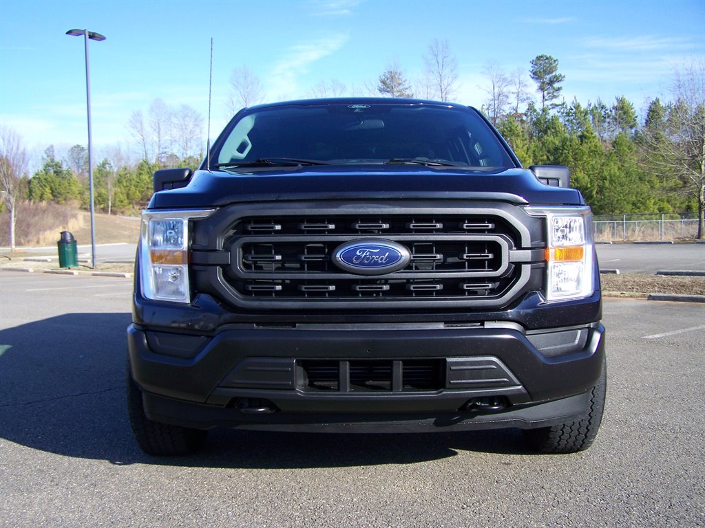 2022 Ford F-150 - $22,890