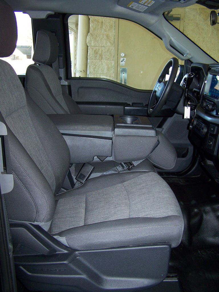 2022 Ford F-150 - $22,890