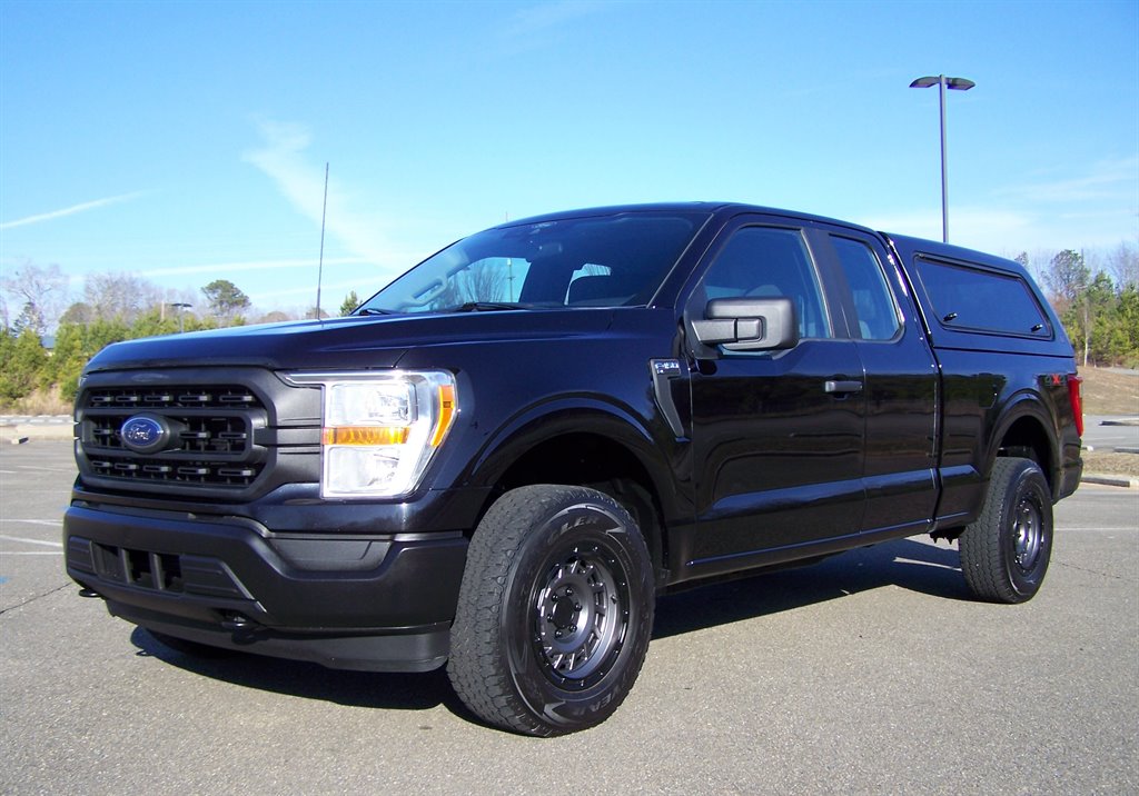 2022 Ford F-150 - $22,890