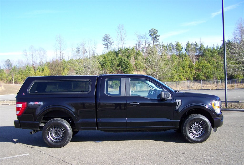 2022 Ford F-150 - $22,890