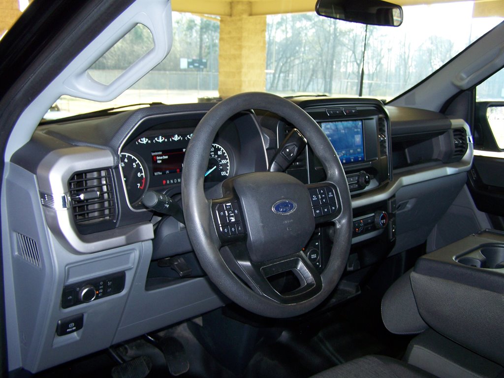 2022 Ford F-150 - $22,890